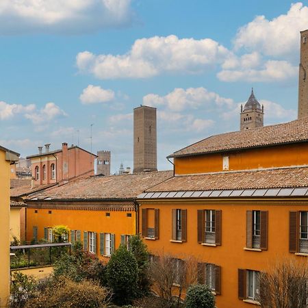 San Martino - Luxury Apartments By Design Club Collection Bologna Bagian luar foto